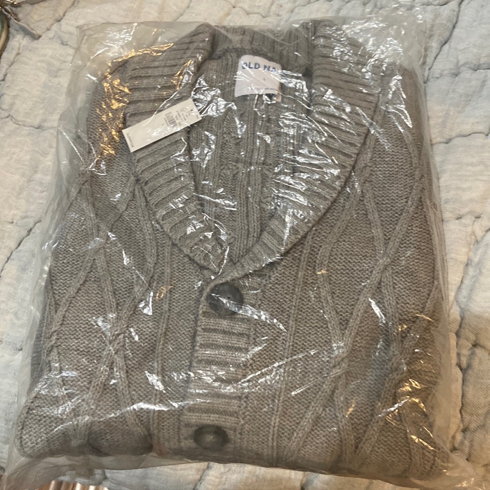 Old Navy men’s cardigan